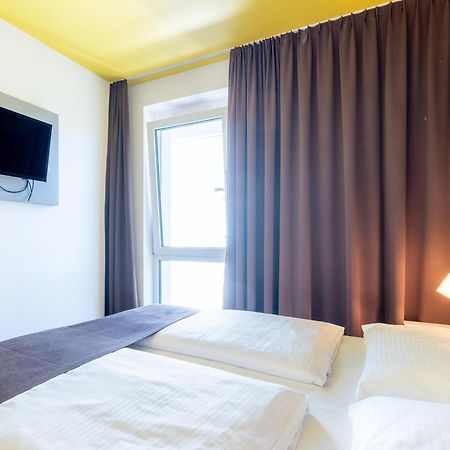 B&B Hotel Stuttgart-Zuffenhausen Ngoại thất bức ảnh